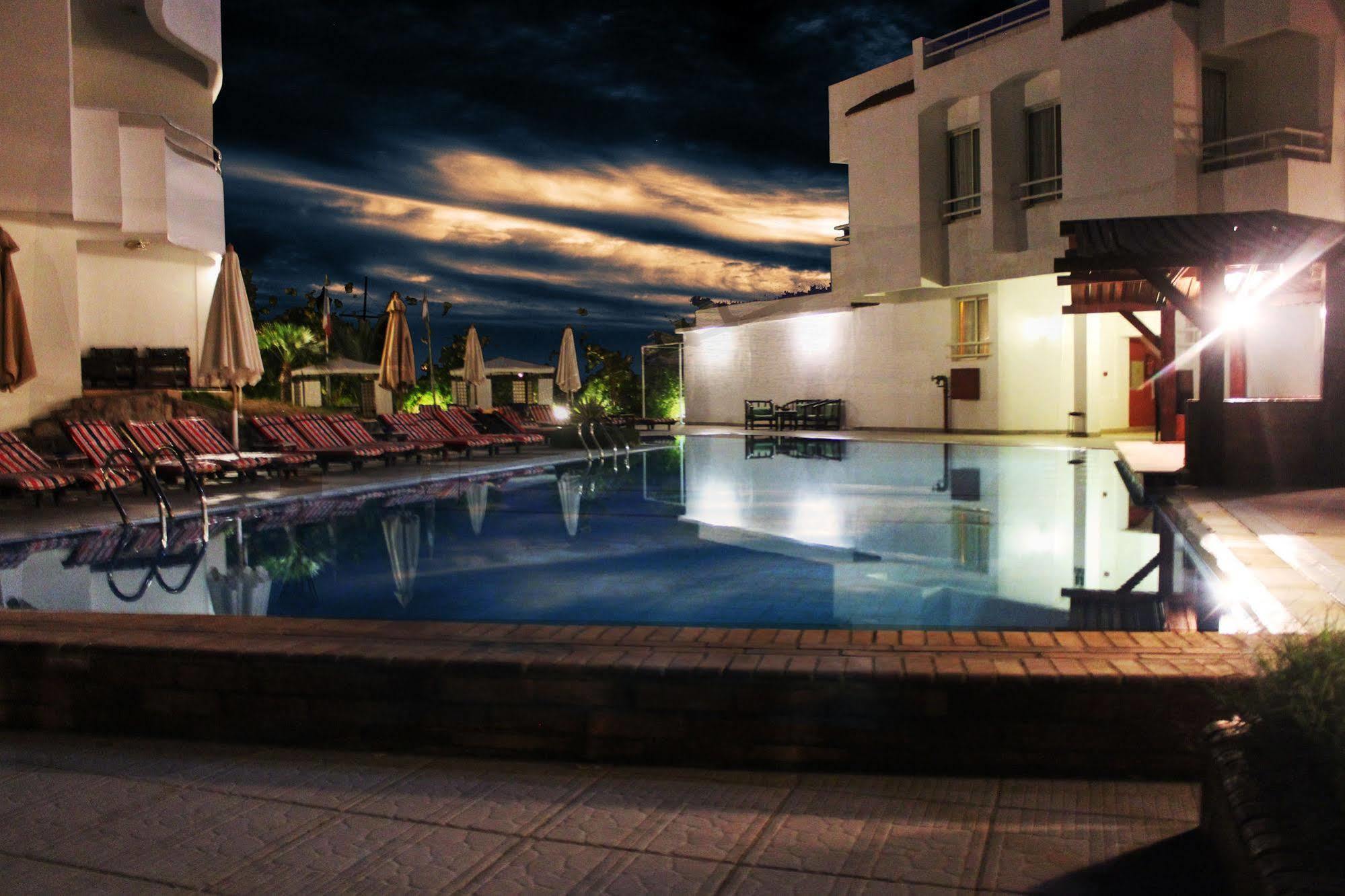 Viking Club Hotel Sharm El Sheikh Bagian luar foto